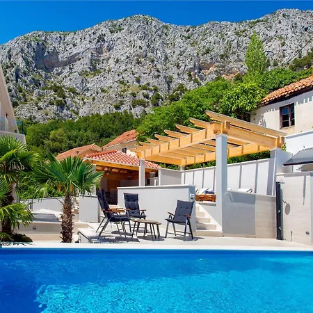 Villa Majestic Vista - Private Pool *