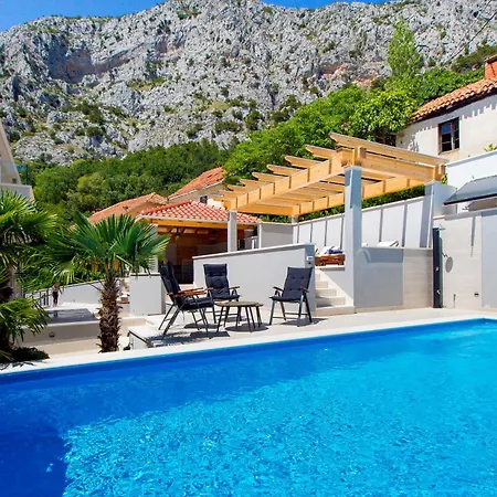 Majestic Vista - Private Pool