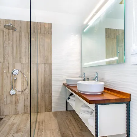 Majestic Vista - Private Pool Βίλα *