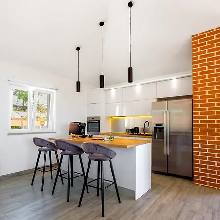 Βίλα Majestic Vista - Private Pool *