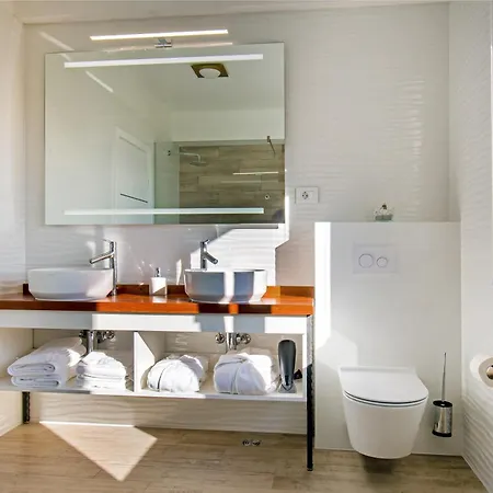 Majestic Vista - Private Pool Βίλα