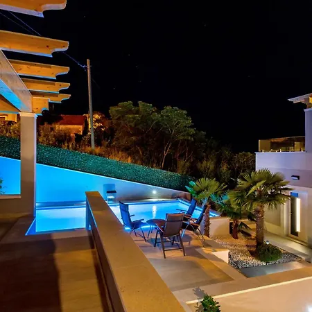 Majestic Vista - Private Pool